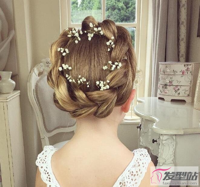 不得不學(xué)的女童編發(fā) 完美的小公主發(fā)型大盤點(diǎn)