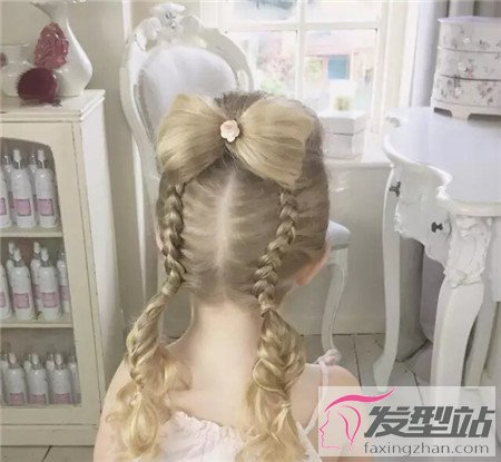 長頭發(fā)女童怎么扎發(fā)好看 最有型的兒童編發(fā)