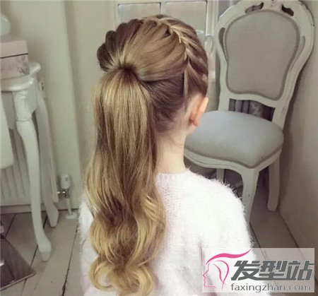 長頭發(fā)女童怎么扎發(fā)好看 最有型的兒童編發(fā)