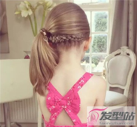 長頭發(fā)女童怎么扎發(fā)好看 最有型的兒童編發(fā)