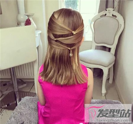 長頭發(fā)女童怎么扎發(fā)好看 最有型的兒童編發(fā)