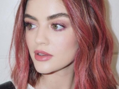 ̰l(f)ŮxLUCY HALE 傀̰l(f)
