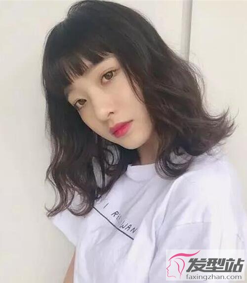 女生齊肩發(fā)發(fā)型