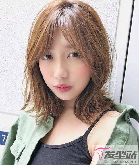 女生齊肩發(fā)發(fā)型