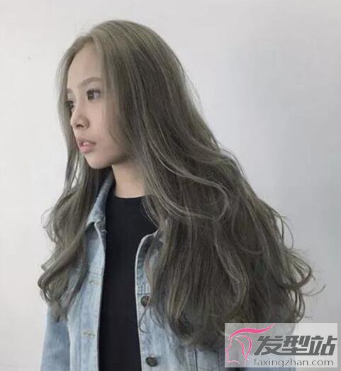 女生C卷燙發(fā)發(fā)型