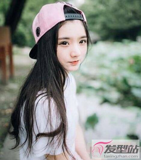 娃娃臉女生時尚發(fā)型