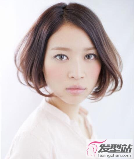 菱形臉女生發(fā)型