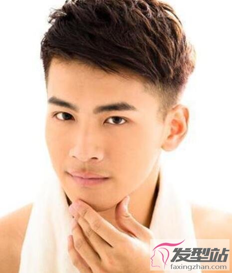 男生棕色系染發(fā)發(fā)型