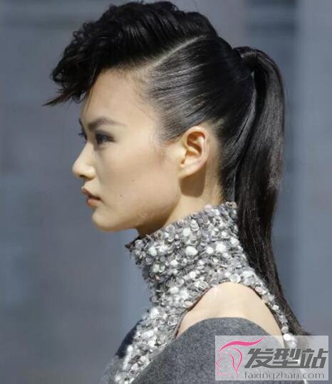 女生個(gè)性馬尾辮發(fā)型