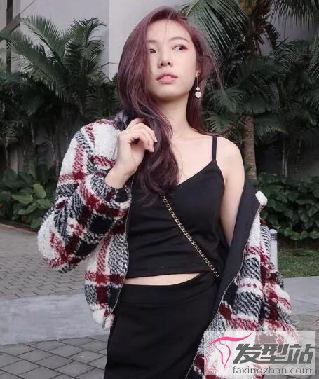 女生色染發(fā)發(fā)型