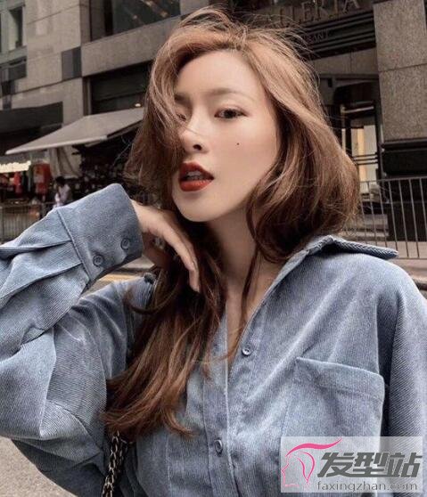 女生色染發(fā)發(fā)型