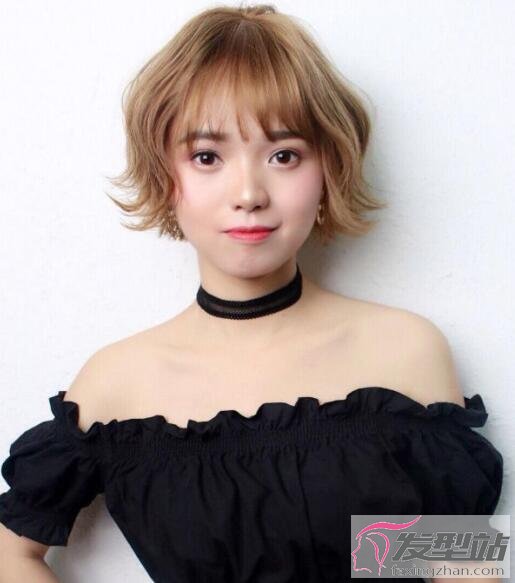 圓臉女生短發(fā)發(fā)型
