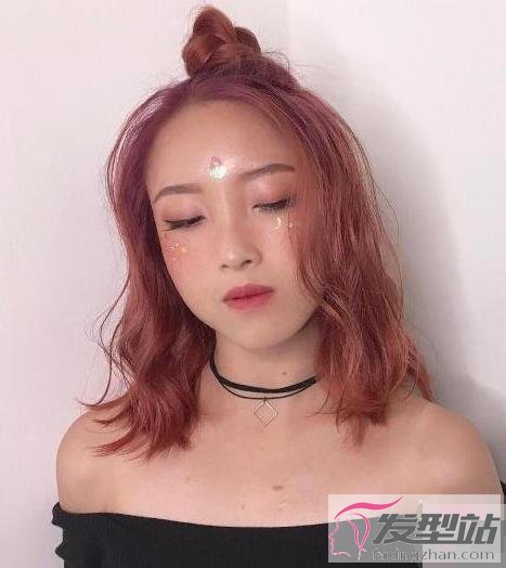 干枯玫瑰色染發(fā)發(fā)型