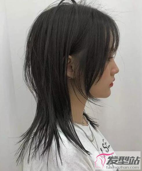 高層次中長發(fā)發(fā)型
