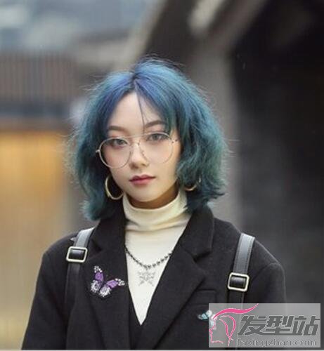 女生色染發(fā)發(fā)型
