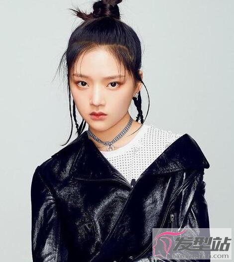 女生臟辮扎發(fā)發(fā)型
