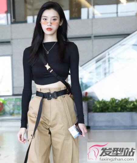 女生穿工裝發(fā)型