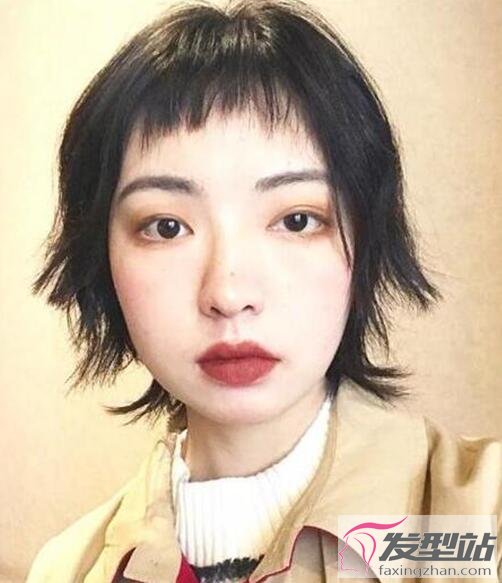 寬臉女生時(shí)尚發(fā)型