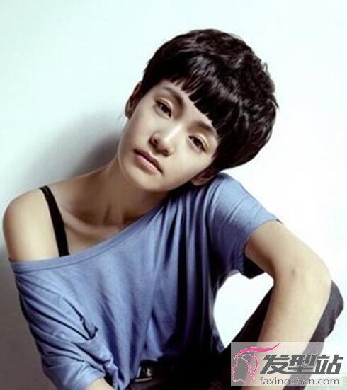 女生西瓜頭短發(fā)發(fā)型