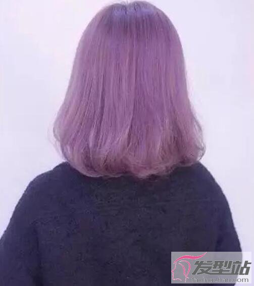 女生香芋色染發(fā)發(fā)型