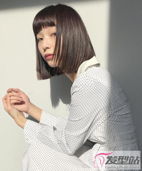女生短直發(fā)發(fā)型
