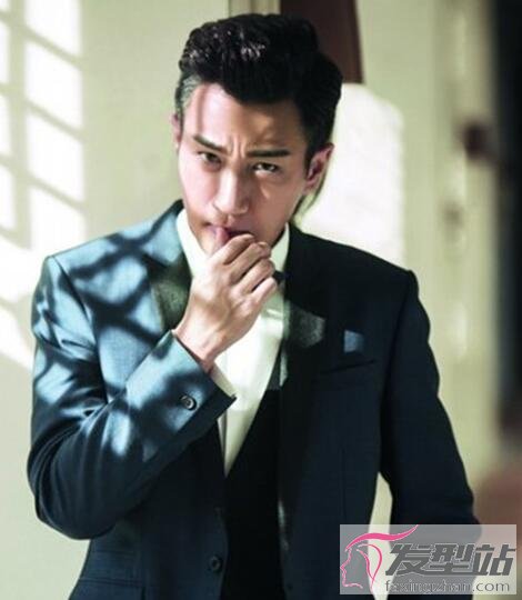男生顯成熟發(fā)型