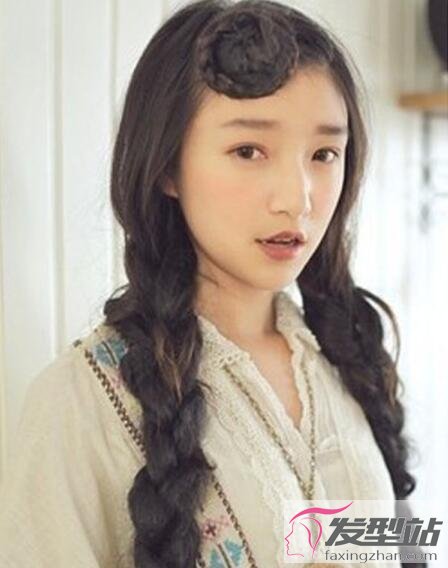 女生額前編發(fā)發(fā)型