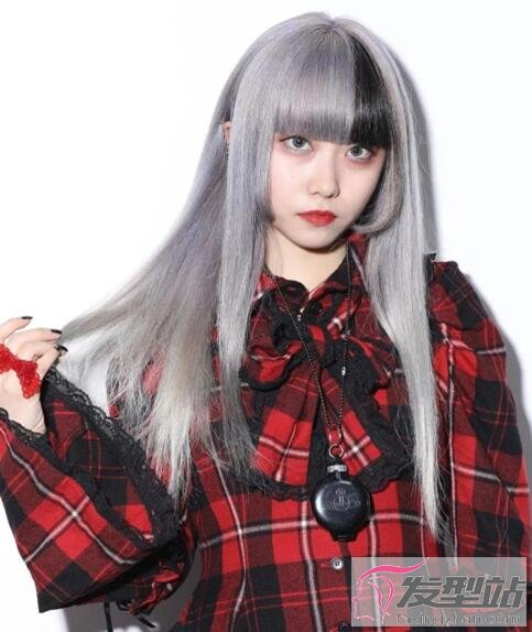 女生挑染發(fā)型