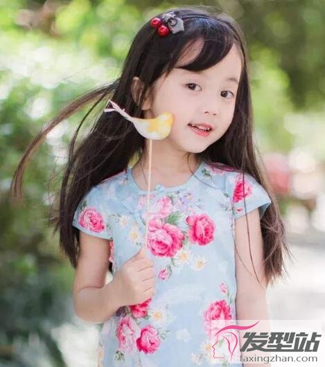 小女孩穿旗袍發(fā)型