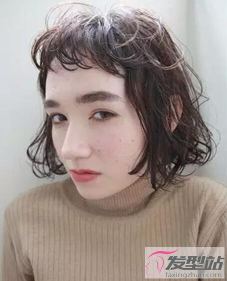 頭發(fā)少女生劉海發(fā)型