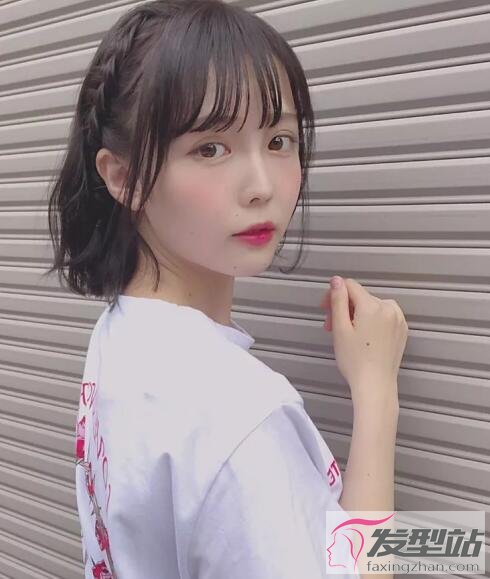 頭發(fā)少女生劉海發(fā)型