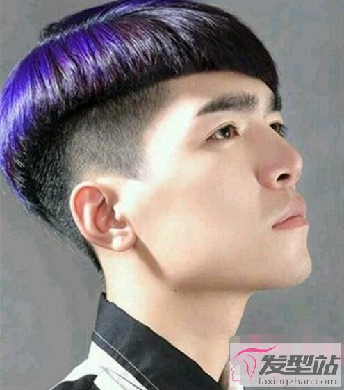 男生挑染短發(fā)發(fā)型
