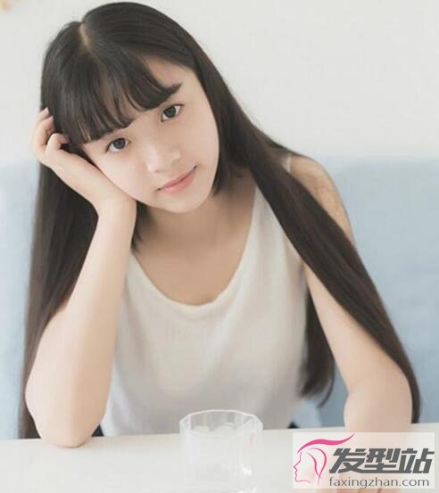 畢業(yè)生時(shí)尚發(fā)型