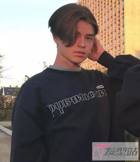 男生郭富城頭