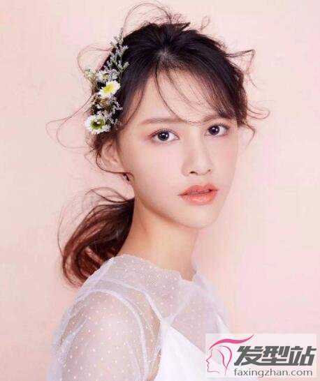 小清新風(fēng)新娘發(fā)型