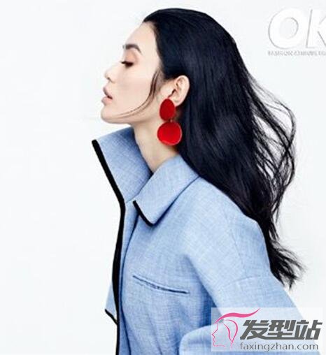 黑色中長(zhǎng)發(fā)發(fā)型