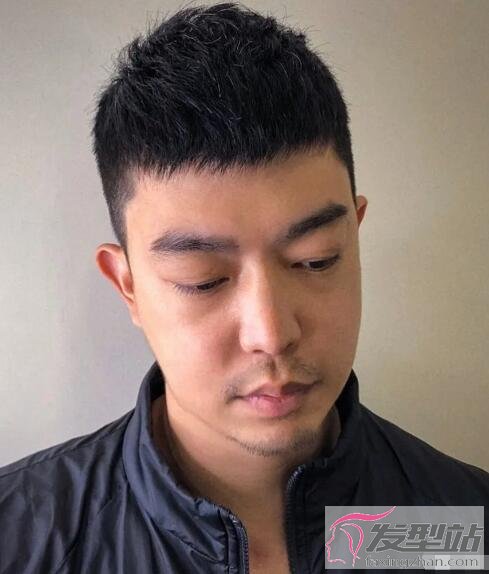 中國男生帥氣短發(fā)