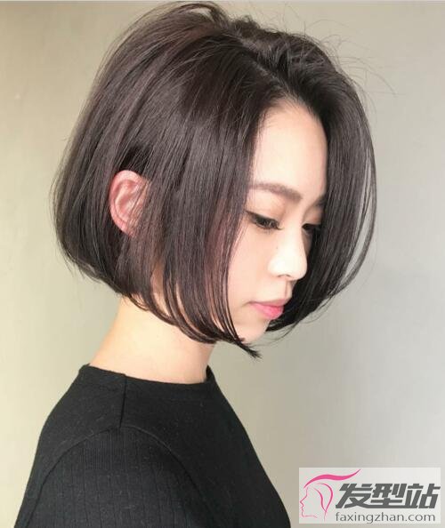 女生齊臉短發(fā)發(fā)型