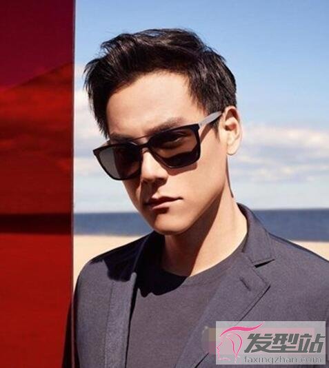 男生小背頭發(fā)型