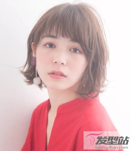 圓臉女生日系短發(fā)
