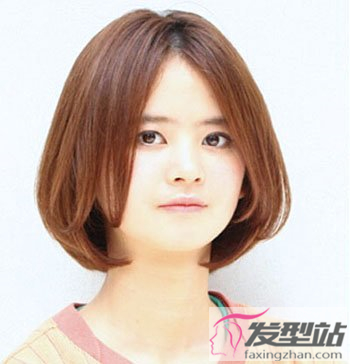 圓臉女生適合中分波波頭嗎 圓臉女生剪波波頭好看嗎