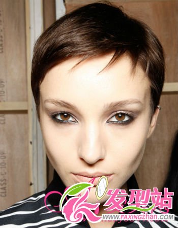  ͸¶2012Ṵ̊l(f)څ 