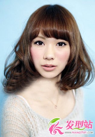 10款浪漫女人味短發(fā) 夏日約會(huì)最實(shí)用