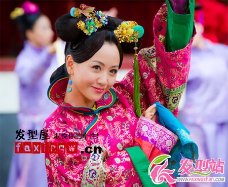 《宮鎖珠簾》出演反一號(hào)楊蓉精美戲內(nèi)外發(fā)型秀