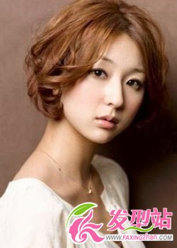 新年新發(fā)型 5款人氣女人味短發(fā)