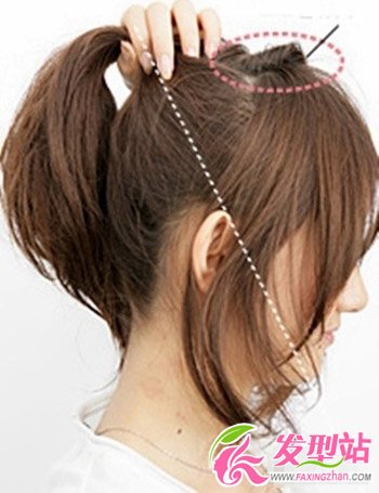 白領(lǐng)上下班必備的2款發(fā)型DIY