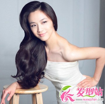 真性情湯唯散發(fā)永恒之美