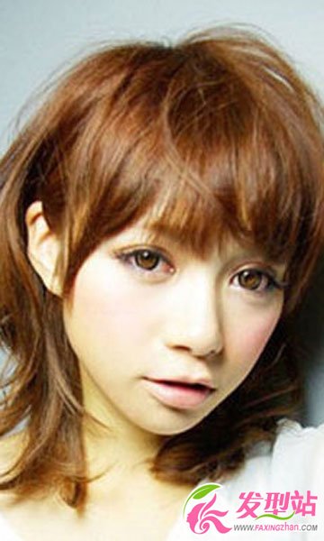 俏麗個(gè)性短卷發(fā) 今秋做個(gè)時(shí)尚MM