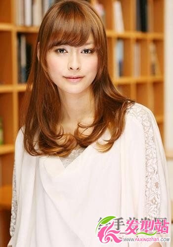2010最前衛(wèi)的4款卷發(fā)時(shí)尚發(fā)型 2010最前衛(wèi)的4款卷發(fā)時(shí)尚發(fā)型