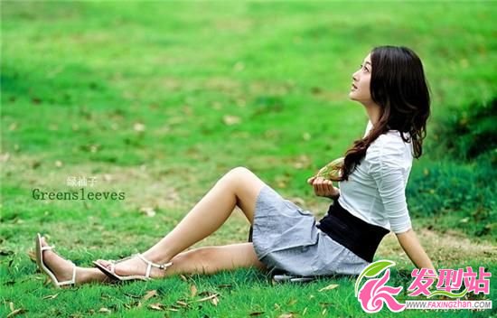 長卷發(fā)于短發(fā)發(fā)型推薦 熟女的青澀氣息 長卷發(fā)于短發(fā)發(fā)型推薦 熟女的青澀氣息
